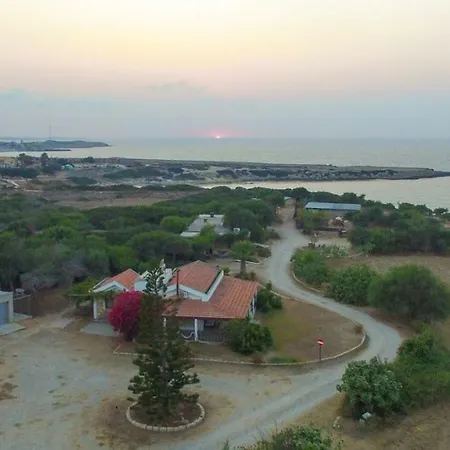 Balci Plaza And Balci Plaza Guest Karpaz Peninsula 4* Selenias