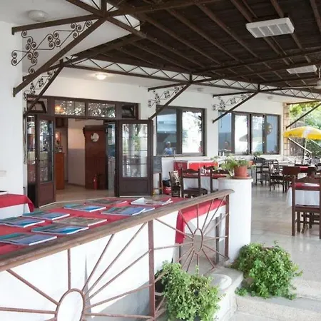 Balci Plaza And Balci Plaza Guest Karpaz Peninsula 4* Selenias