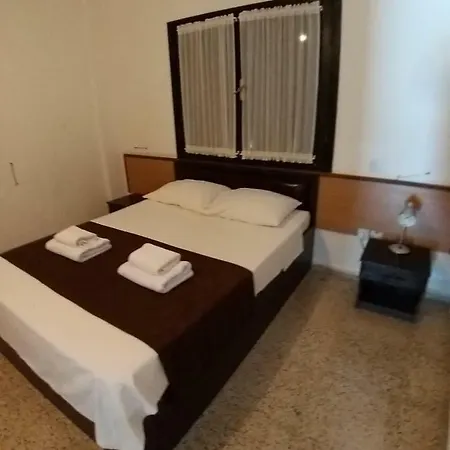 Balci Plaza And Balci Plaza Guest Karpaz Peninsula Aparthotel Selenias