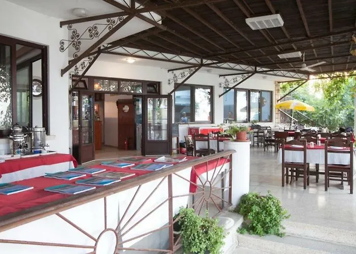 Balci Plaza And Balci Plaza Guest Karpaz Peninsula 4* Selenias