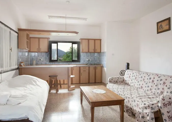 Balci Plaza And Balci Plaza Guest Karpaz Peninsula 4*