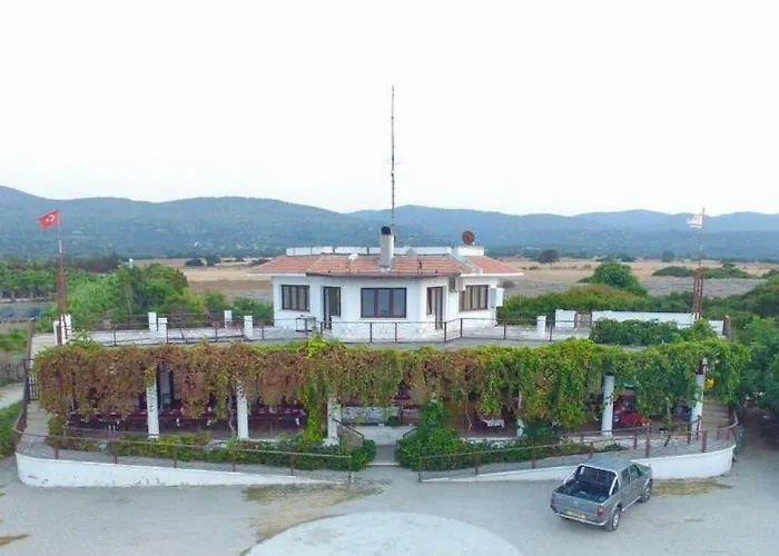 Balci Plaza And Balci Plaza Guest Karpaz Peninsula Apartahotel